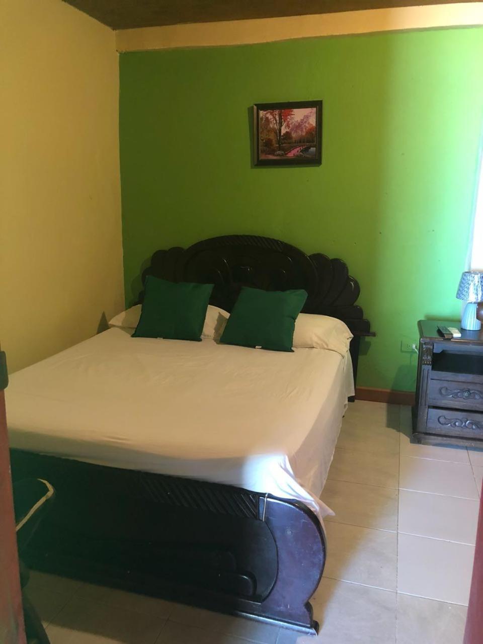 Hotel Posada Valerie Archibolds Zewnętrze zdjęcie